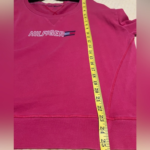 NWT Tommy Hilfiger red sweatshirt. - Picture 8 of 8